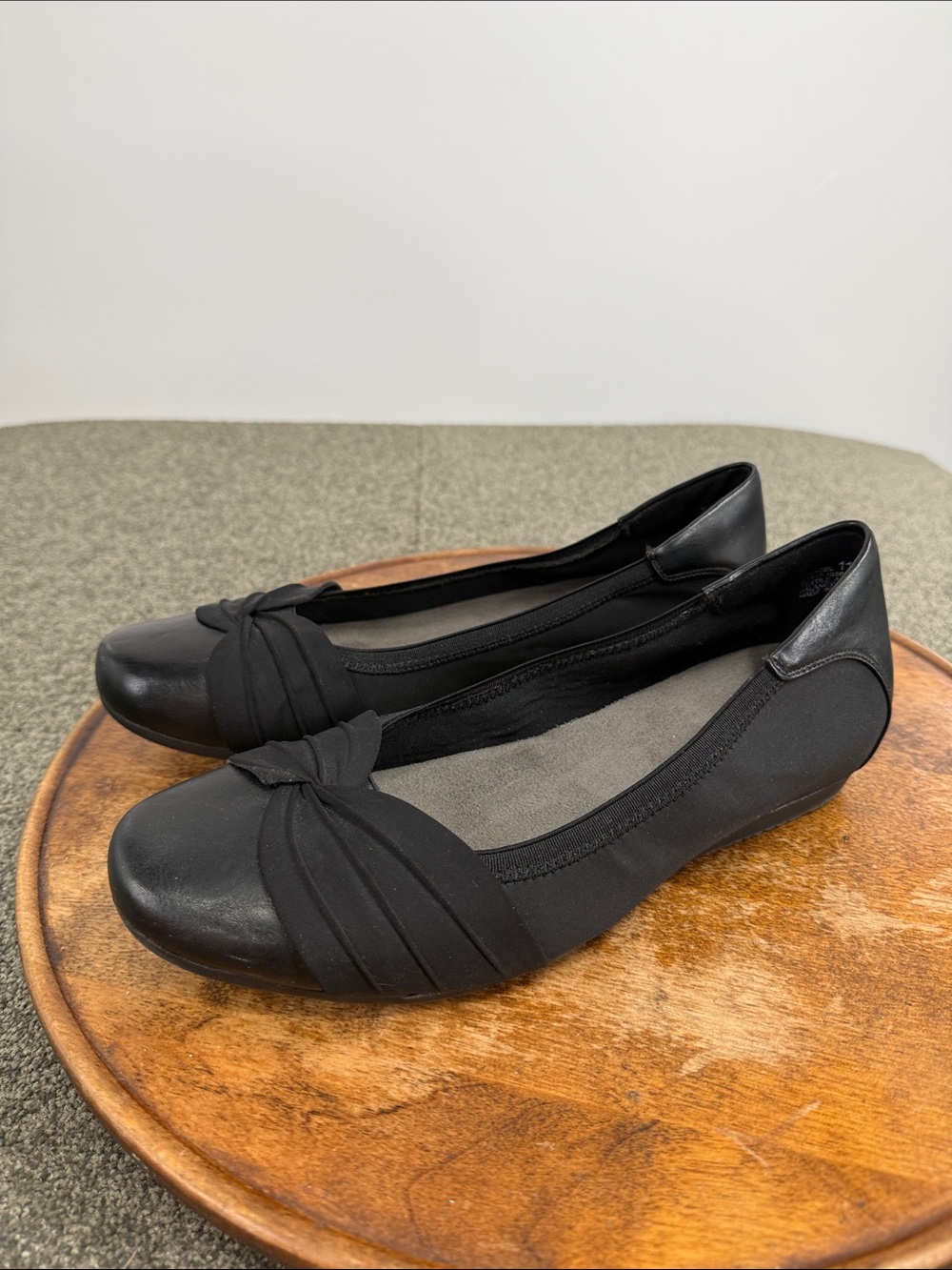 Yuu Shoes Wm 11 M Marcel Black Knotted Ballet Flats Slip On